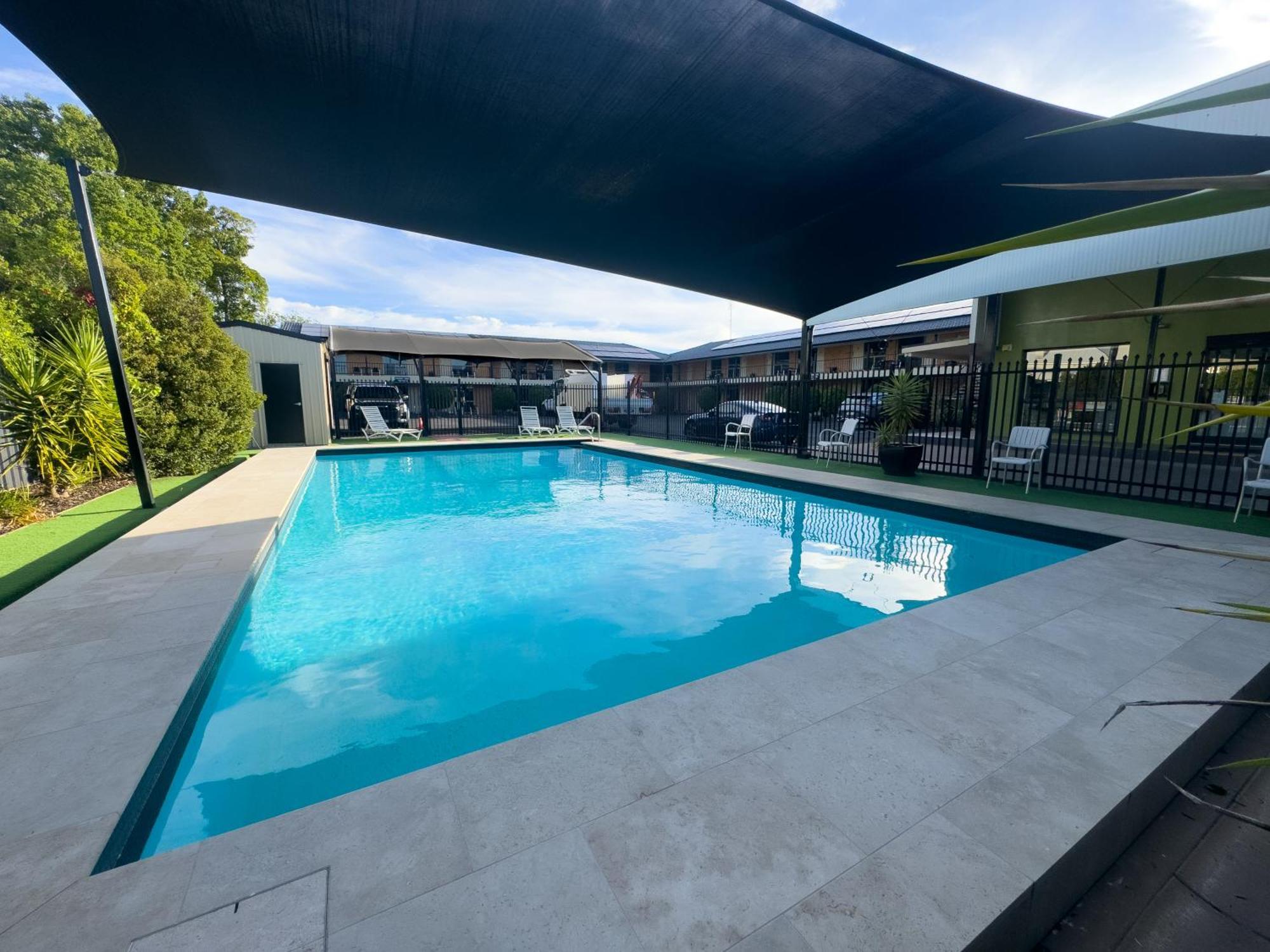 Golden West Motor Inn Dubbo Extérieur photo