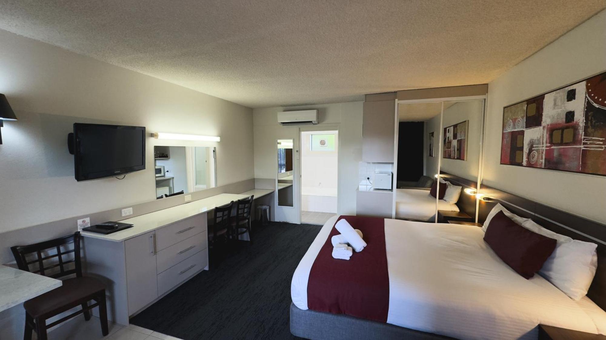 Golden West Motor Inn Dubbo Extérieur photo