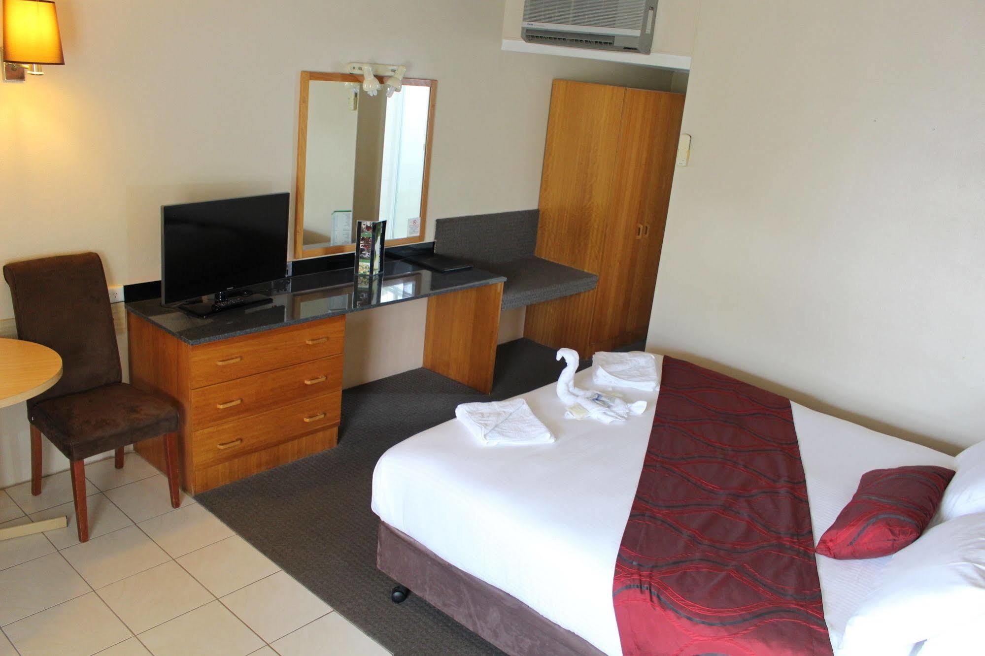 Golden West Motor Inn Dubbo Extérieur photo